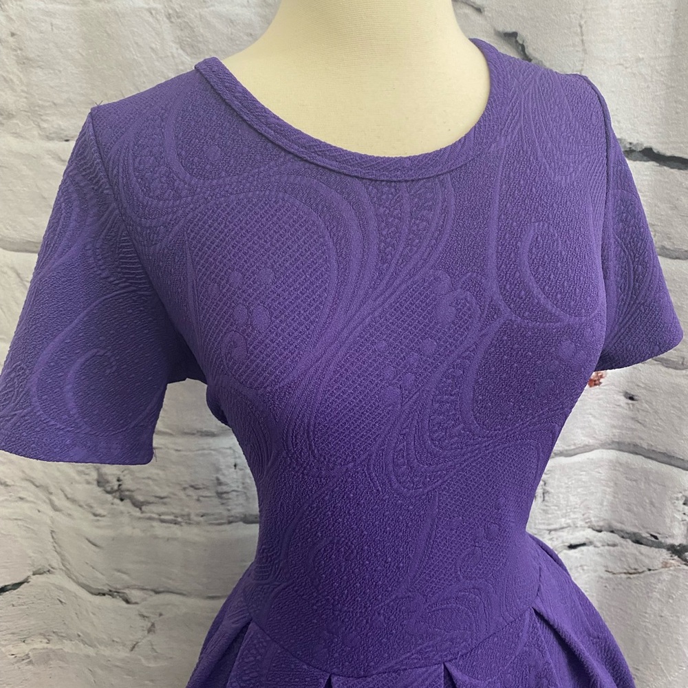 Lularoe Amelia Royal Purple Embossed Swirl Print Fit & Flare Dress with Pockets - Picture 4 of 7